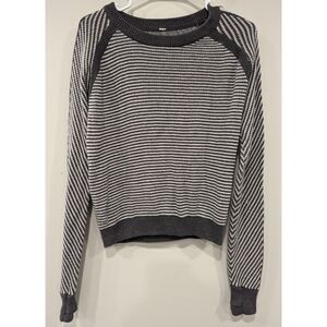 Lululemon Devi Crew Heathered Dark Grey in Primo Cotton Yarns Size 4